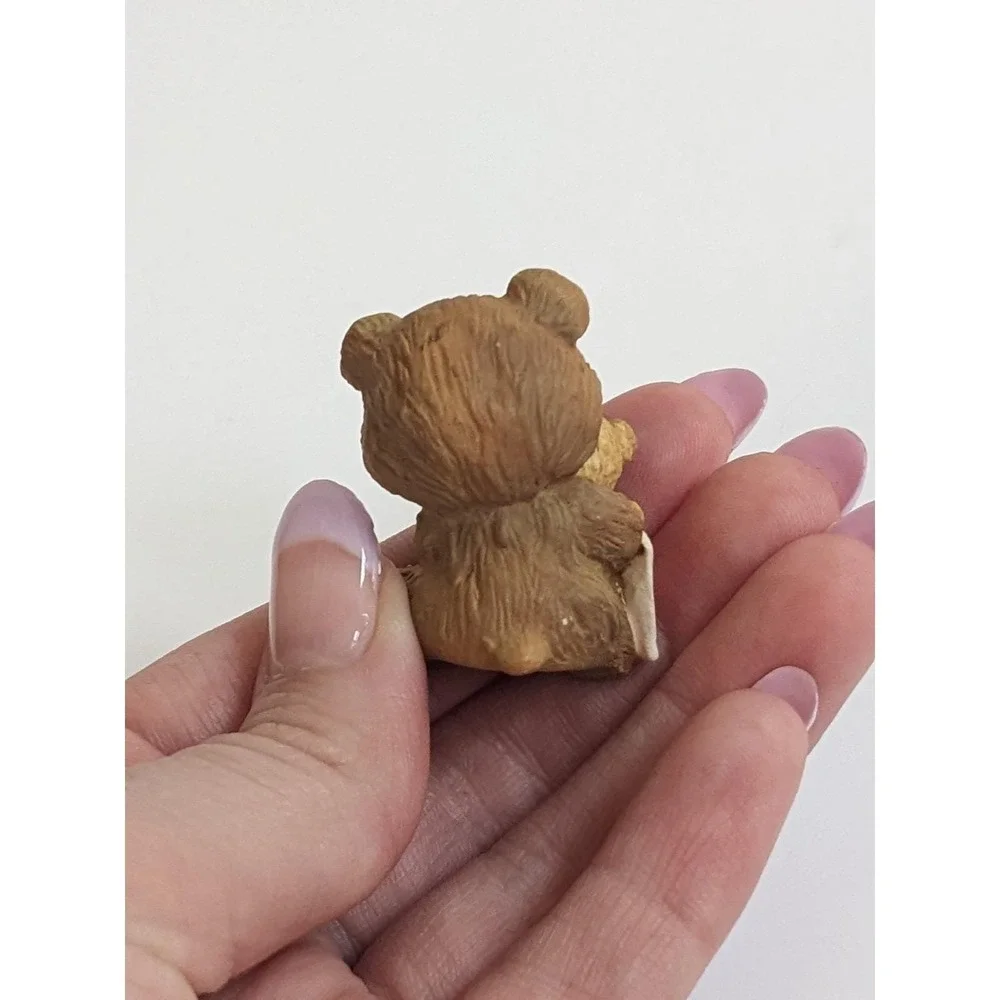 Vintage Hallmark 1991 Bear Figurine XOXO Miniature Teddy Valentine's Day‎ Figure